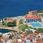 Two-bedroom In Nyaraló
