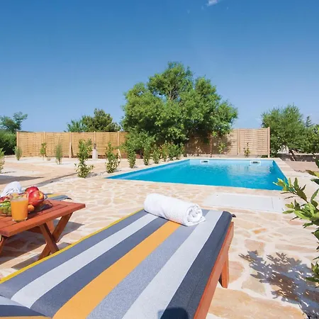 Two-bedroom In Holiday home