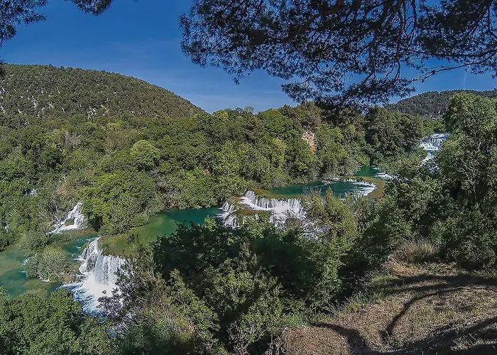 Two-bedroom In Radonic